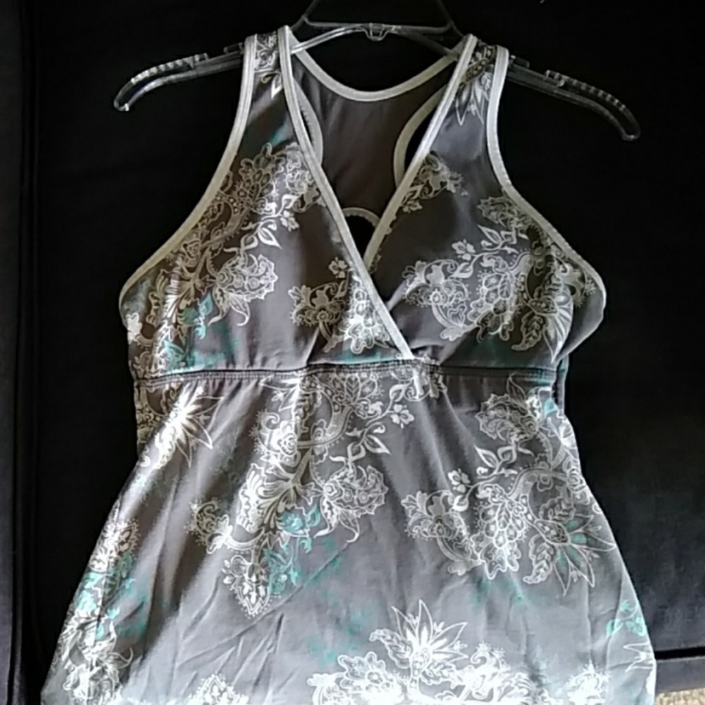 Marika gray floral workout/vacay top
